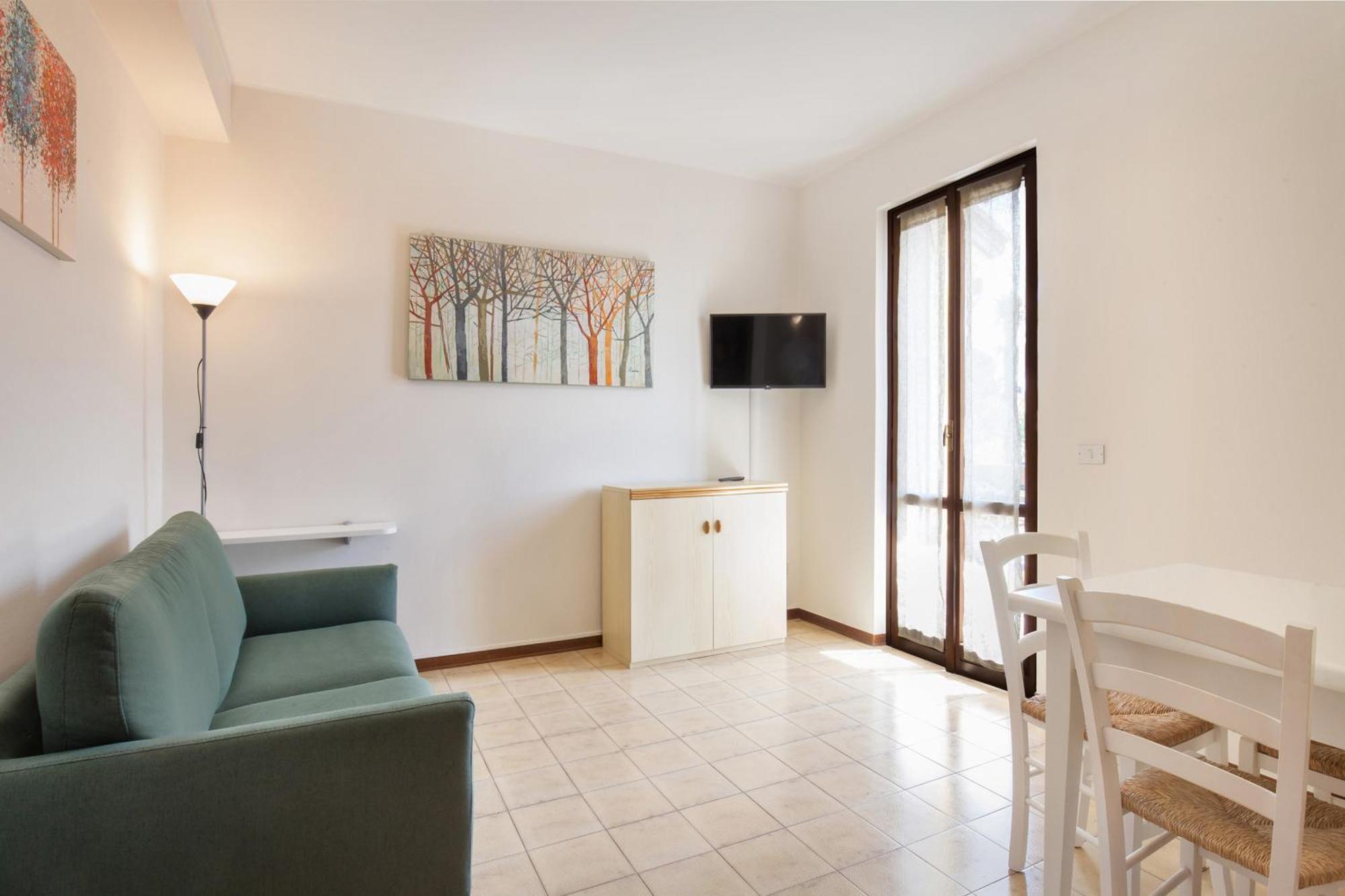 Apartment Rosa Bourbon Lazise Exterior photo